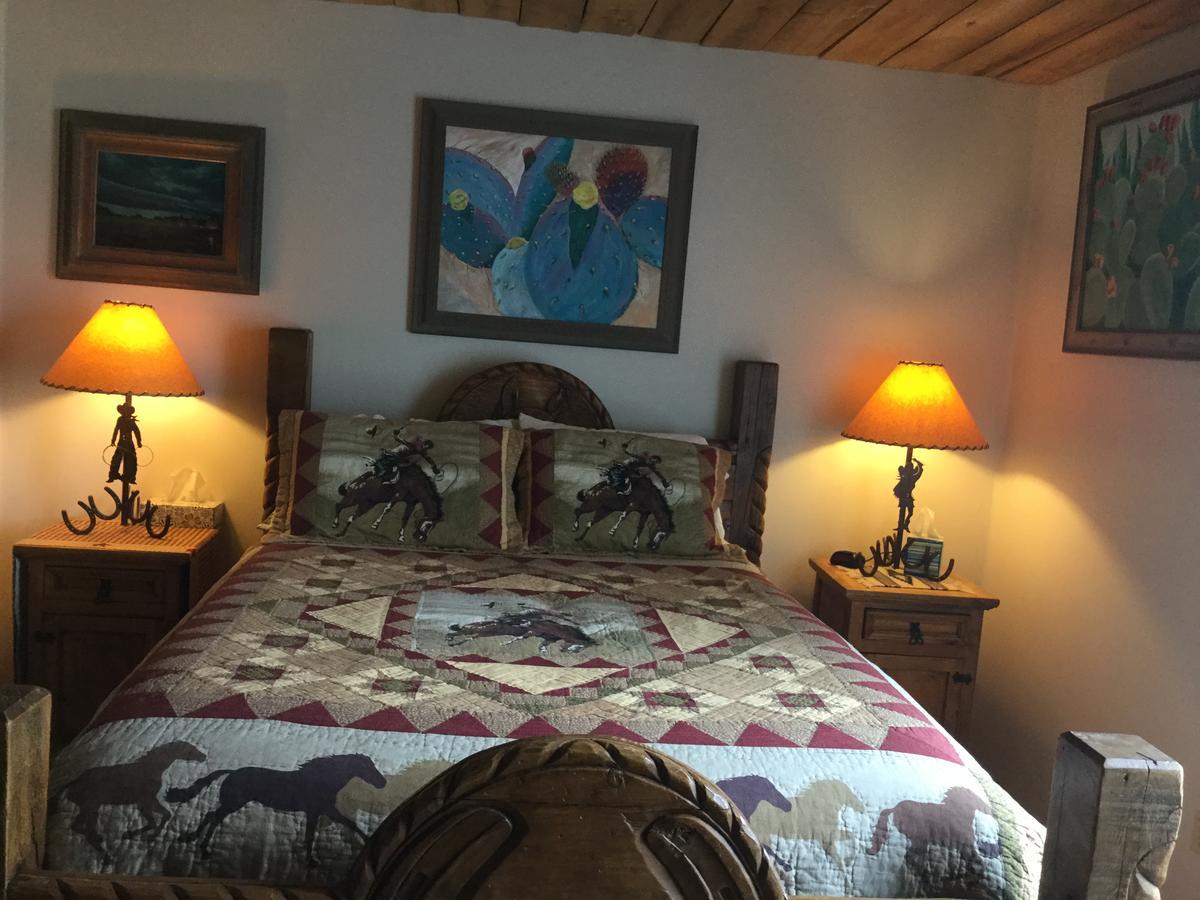 Spur Cross Inn Cave Creek Extérieur photo
